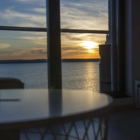 Sunset Daire *